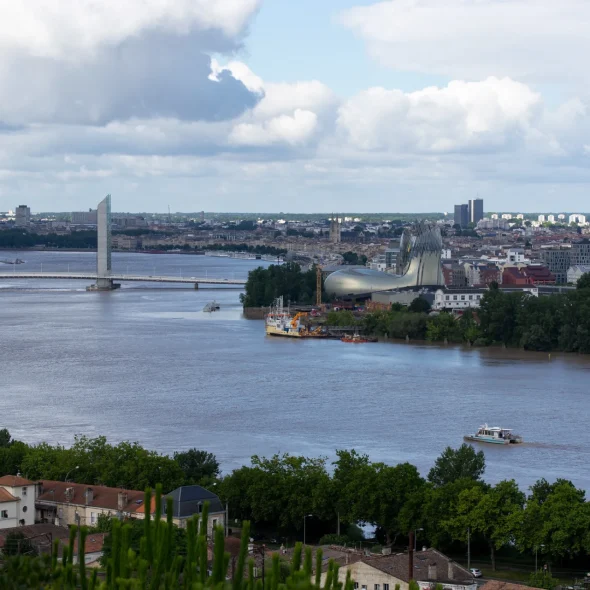 10 bonnes raisons d’aller visiter la Cité du Vin